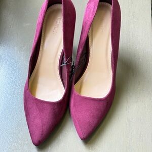 Women's Burgundy Suede Pumps